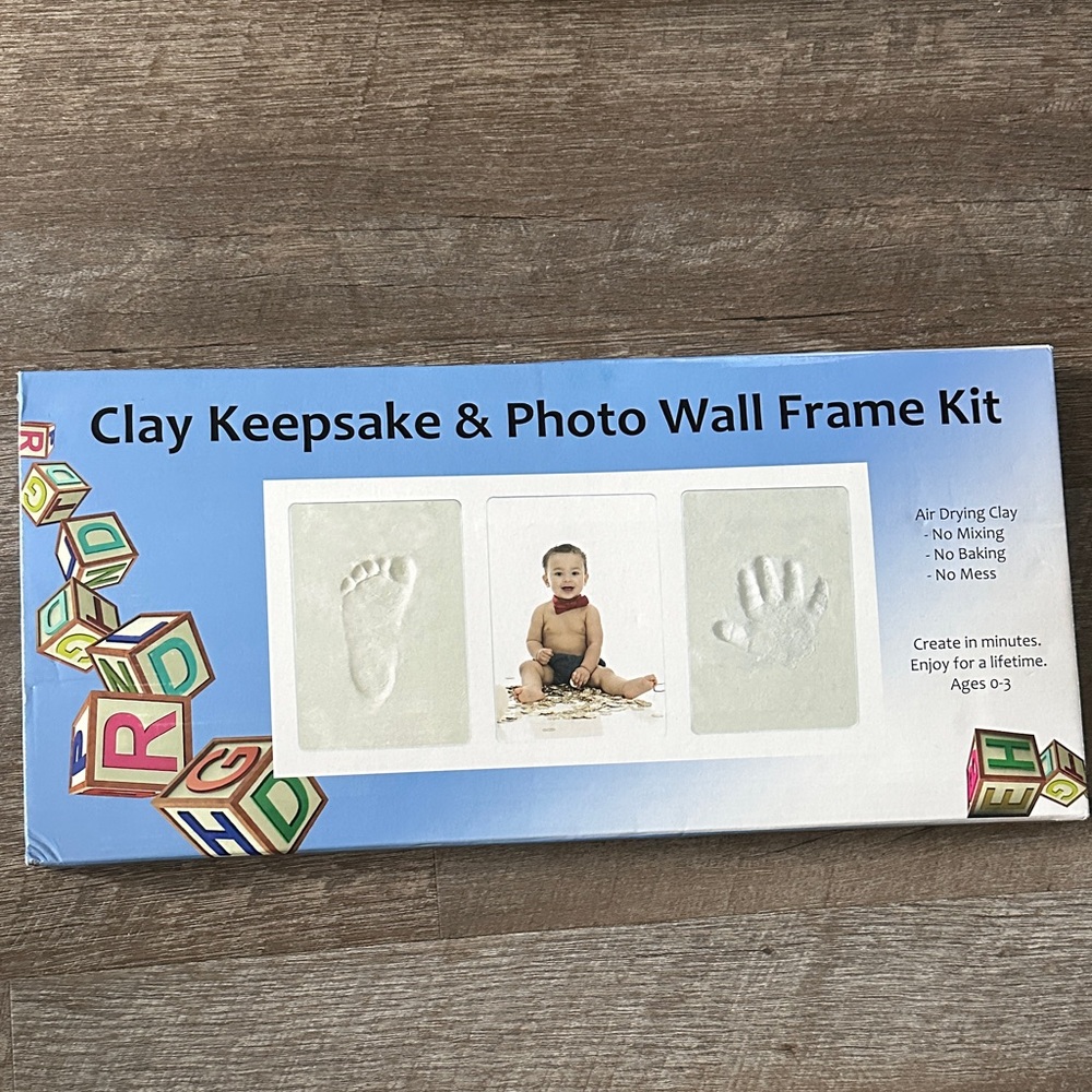 Clay Keepsake & Photo Wall Frame Kit - White